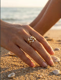 Bague feuille dorée ajustable femme élégante
